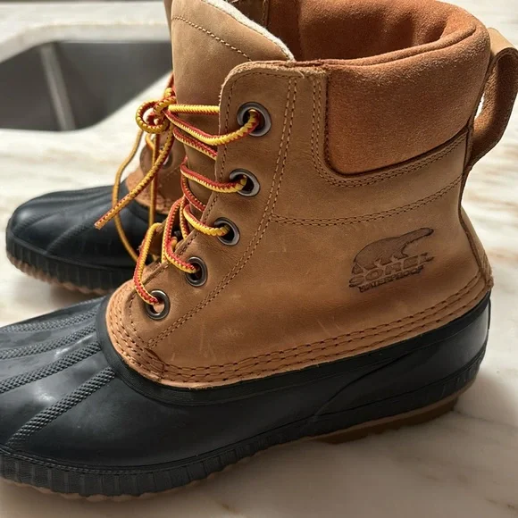 Men’s Sorel tan waterproof duckboots Sorel Men main image 3